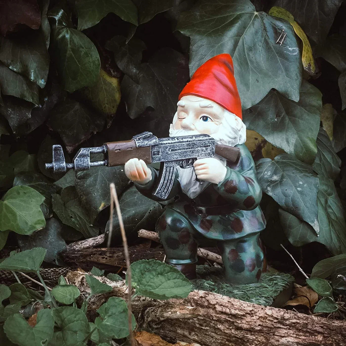 Kabouter-Krijger – De Stoerste Blikvanger voor je Tuin